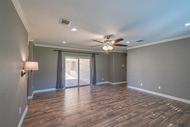 Building Photo - 17615 Swansbury Dr