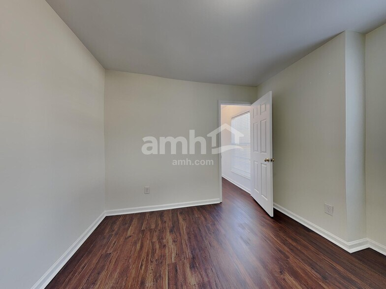 Building Photo - 14616 Asheton Creek Dr