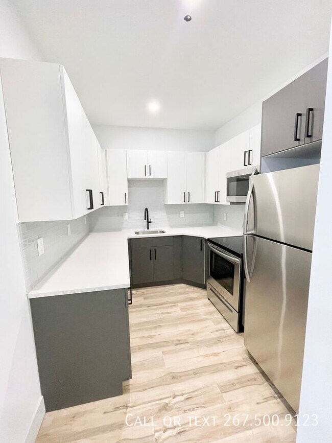 Building Photo - Brand new One and Two Bedrooms. Great Loca...