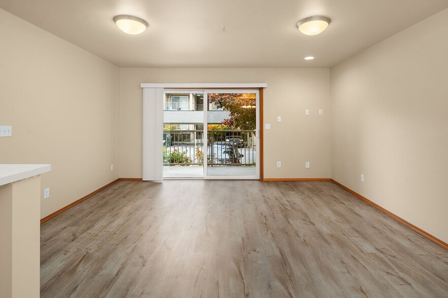 Building Photo - Chelsea Court Apartments