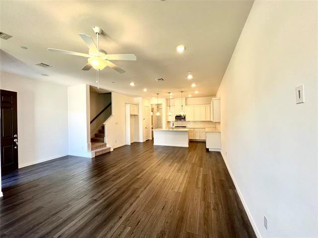 Building Photo - 2933 Tenor Wy