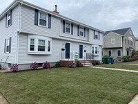 Building Photo - 288 Lagrange St