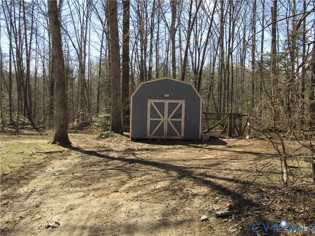 Building Photo - 5705 Community House Rd