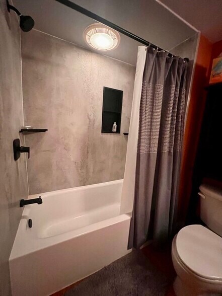 Building Photo - 250 Brighton Ave