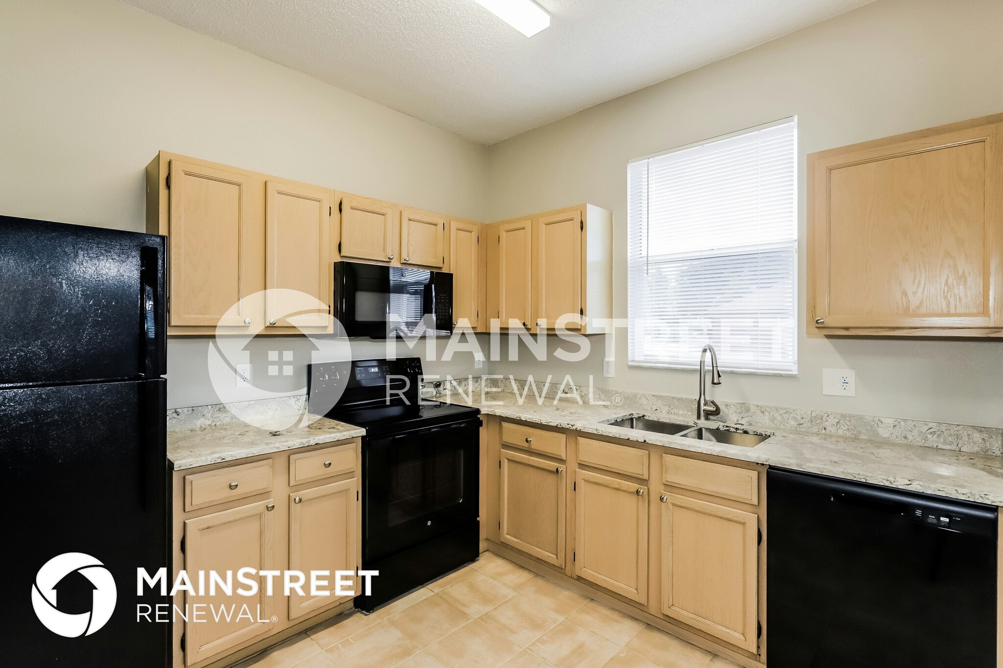 Building Photo - 918 Grand Canyon Dr