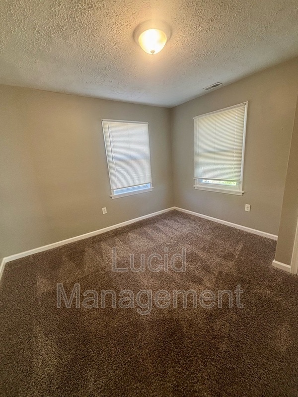 Building Photo - 615 Dresden Ave