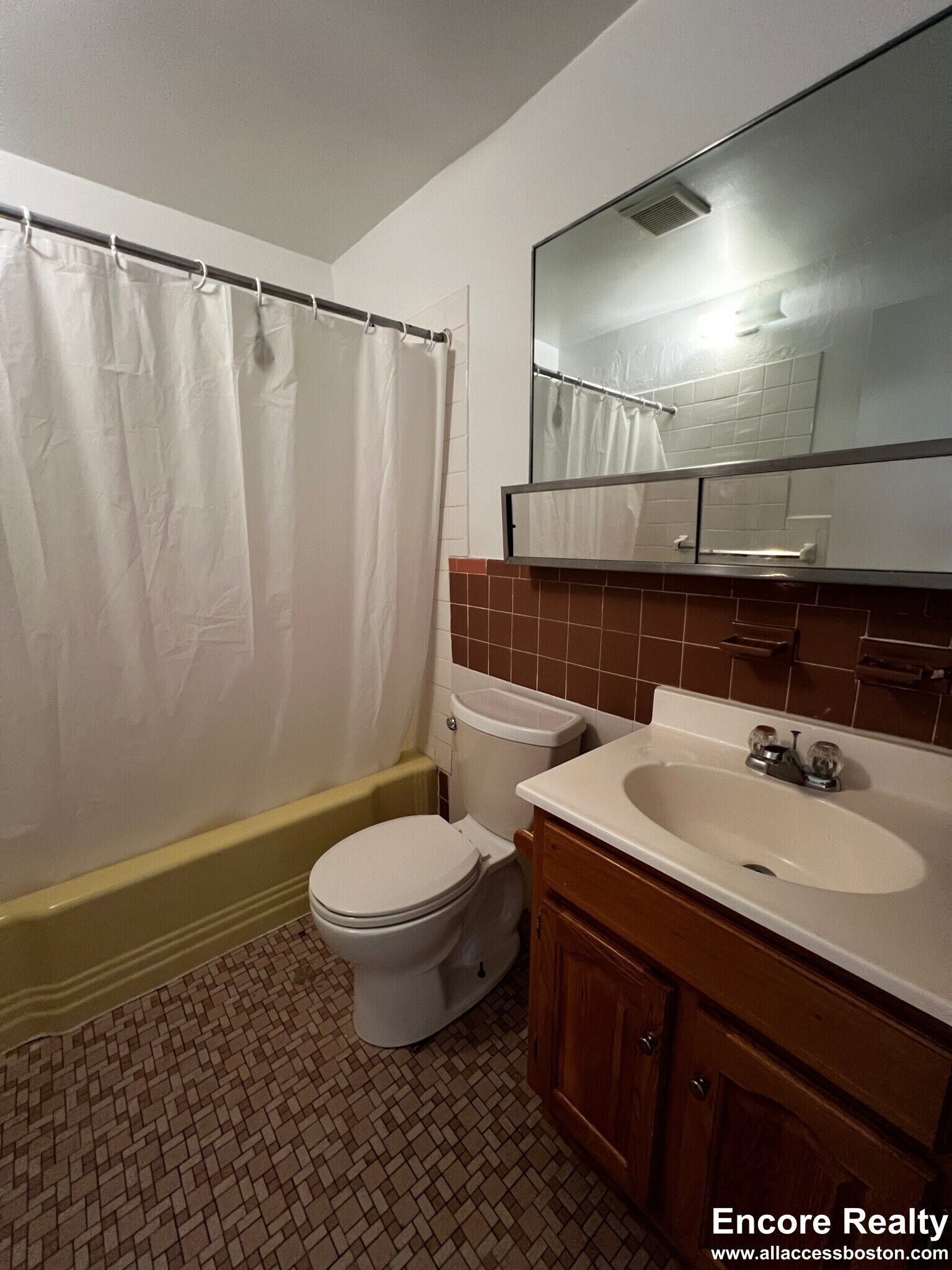 Building Photo - 48 Lancaster Ter