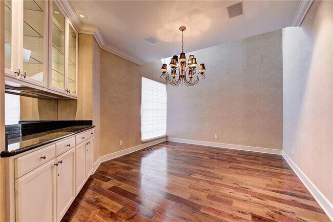 Building Photo - 1502 Duffner Dr