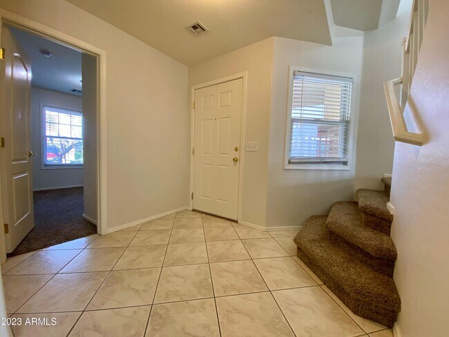 Building Photo - 16444 N 172nd Ln