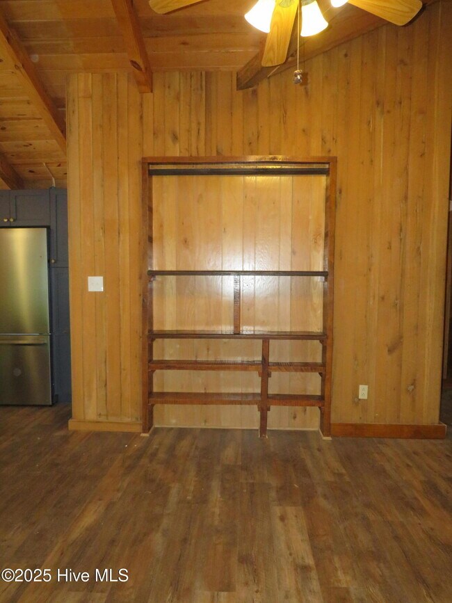 Building Photo - 168 Woodward Ln