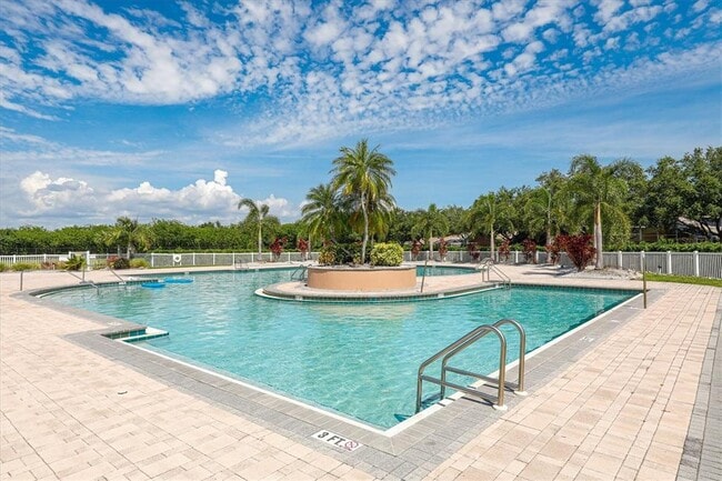 Building Photo - 4688 Sabal Key Dr