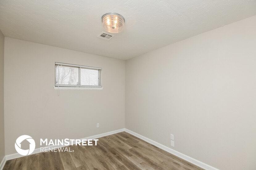 Building Photo - 5713 NW 33rd St