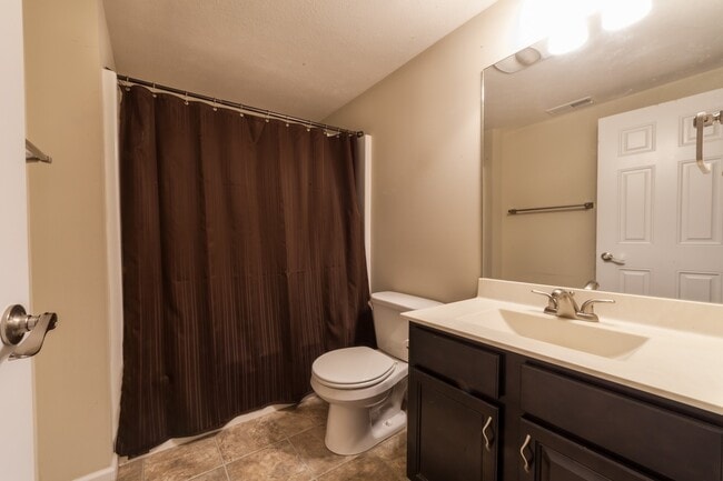 Building Photo - Available Sept 4th, 2026!