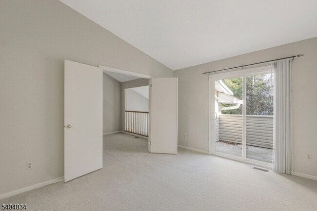 Building Photo - 20 Academy Ct