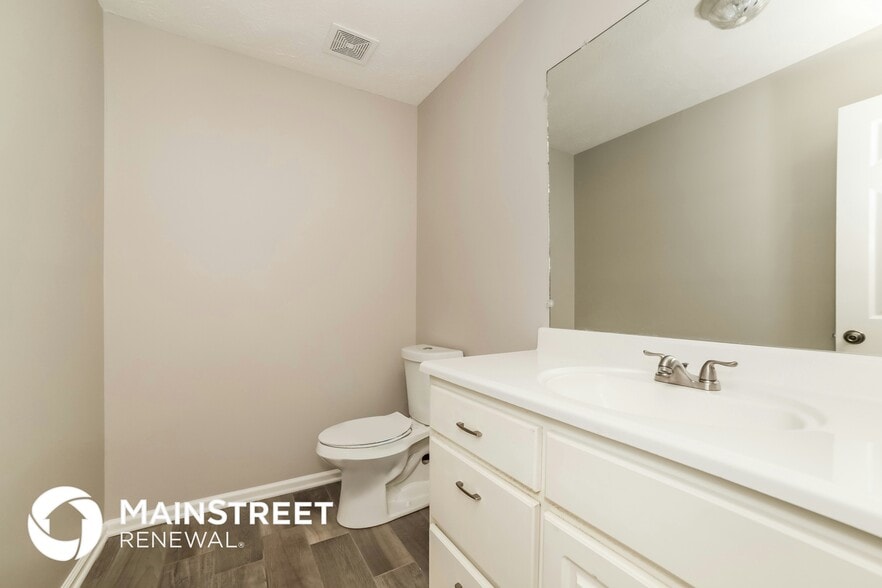 Building Photo - 220 Bay Cove Ct