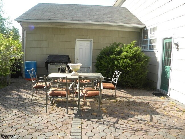 Building Photo - 42 Columbus Ave