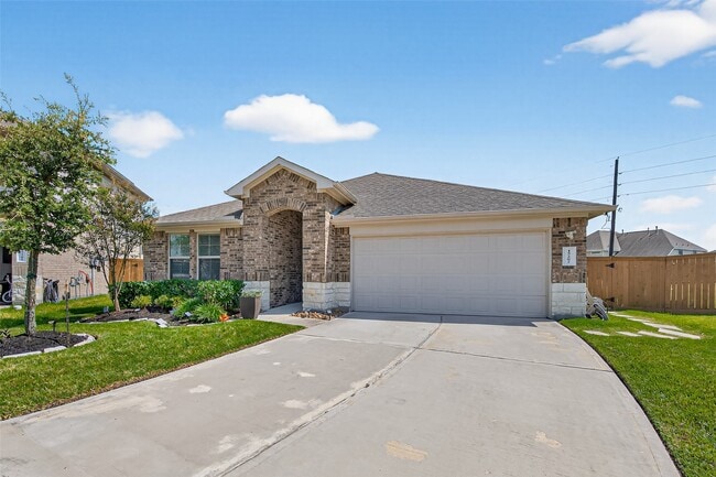 Building Photo - 15202 Davan Springs Dr