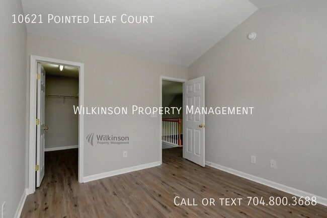 Building Photo - 10621 Pointed Leaf Ct