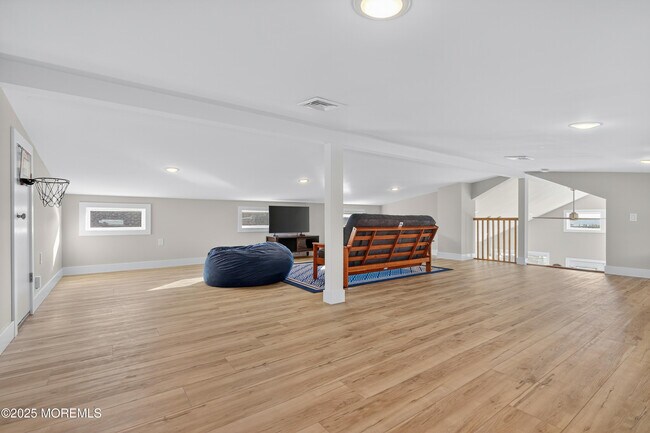 Building Photo - 3255 Goa Way