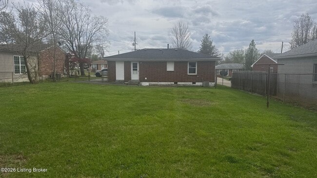 Building Photo - 6315 Red Spruce Dr