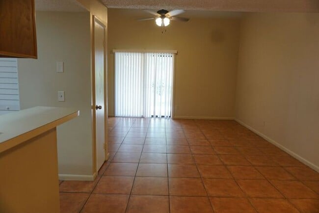 Building Photo - 2 Bedroom 2 Bath Townhome Near NAS Jax. No Additional Monthly Fees