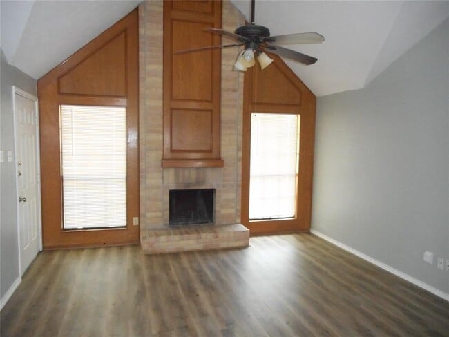 Building Photo - 20407 Blue Juniper Dr