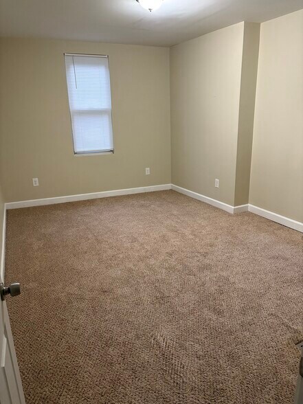 Back bedroom - 1624 N Felton St