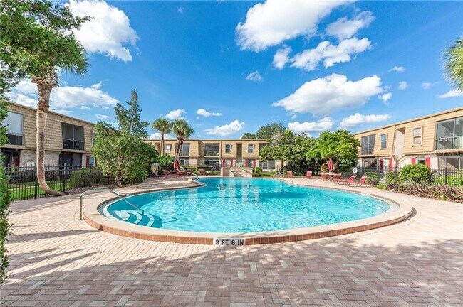 Building Photo - Fantastic 1 /1 x Rent @ Winter Park's Four...