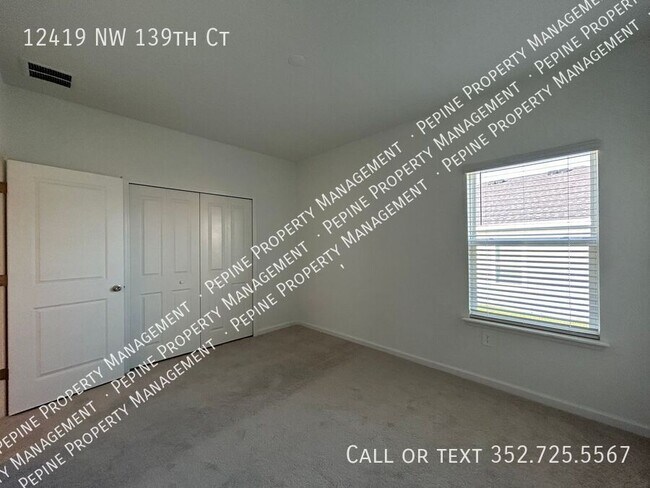 Building Photo - 12419 NW 139th Dr