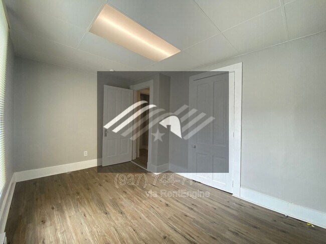 Building Photo - 323 Harrison St