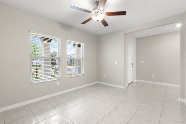Building Photo - LIKE NEW Home For Rent in Creek Preserve!