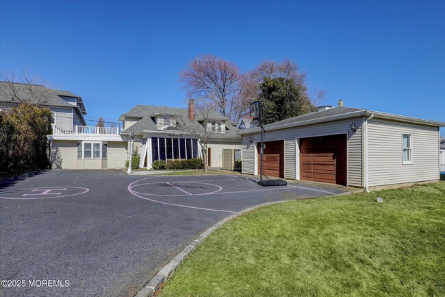 Building Photo - 105 Elberon Ave