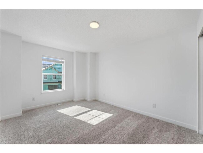 Building Photo - 15011 Adare Way