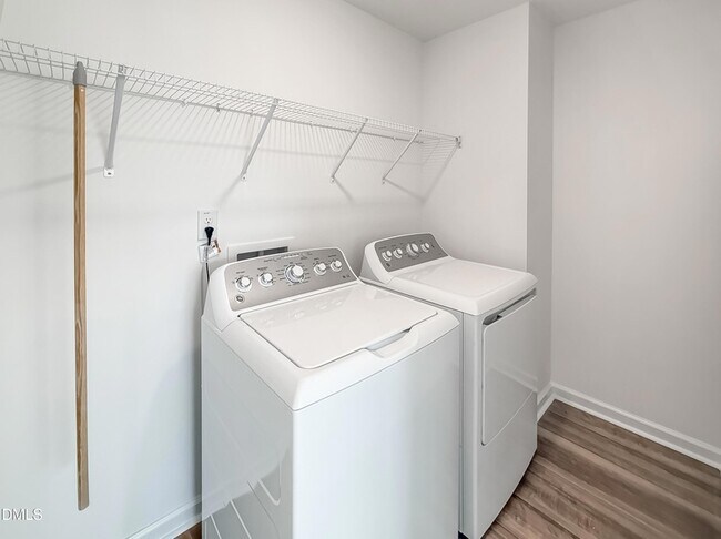 Building Photo - 5827 Millstone Wy