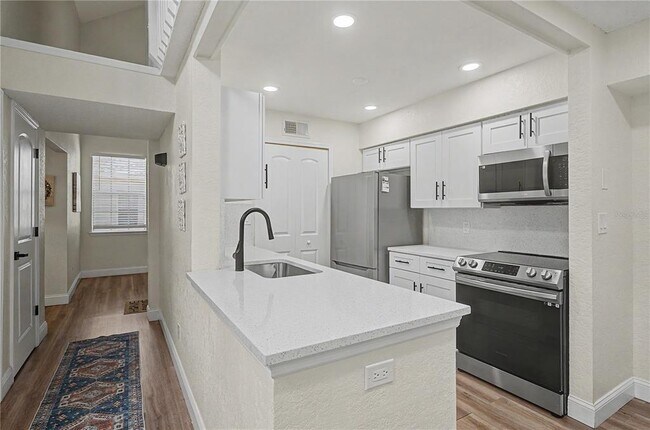 Building Photo - 3266 Haviland Ct