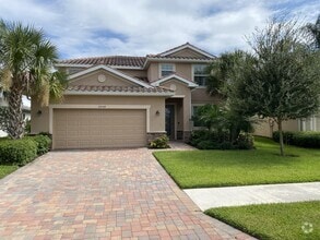Building Photo - 2054 W Minneola St