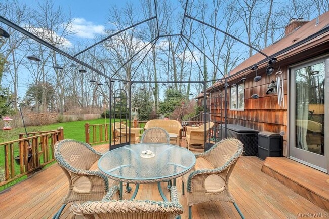 Building Photo - 807 Union Ave