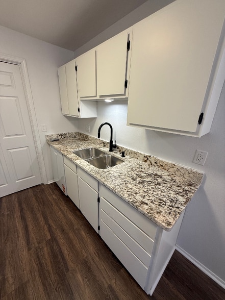 Building Photo - 4507 Coronado Ave