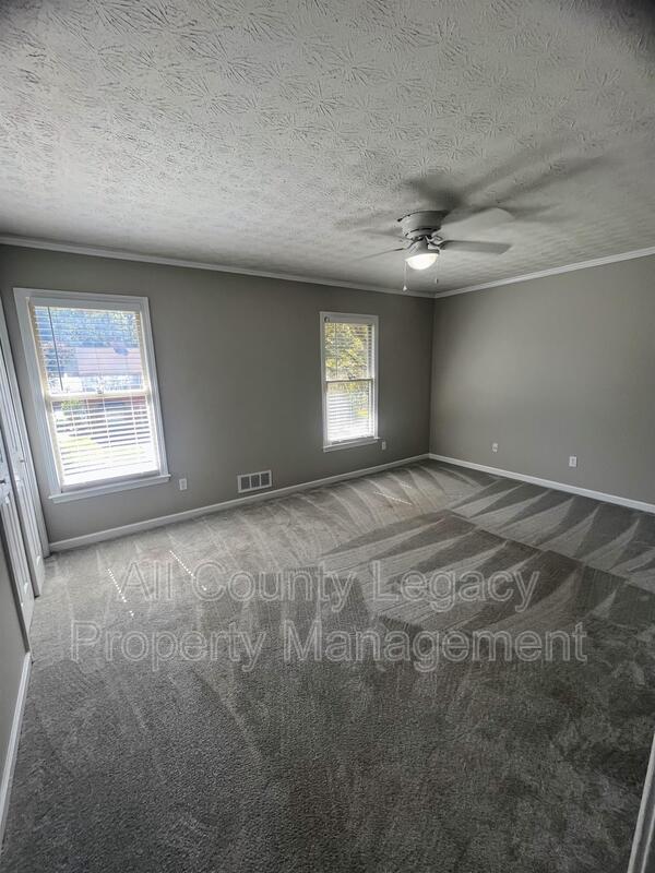 Building Photo - 6123 Queen Anne Ct