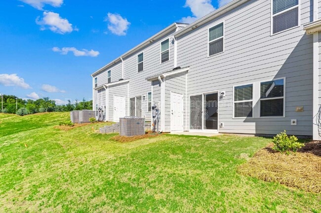 Building Photo - 5543 Worrell Wy