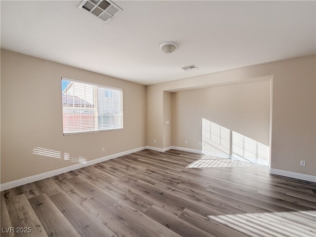 Building Photo - 10733 Mentesana Ave