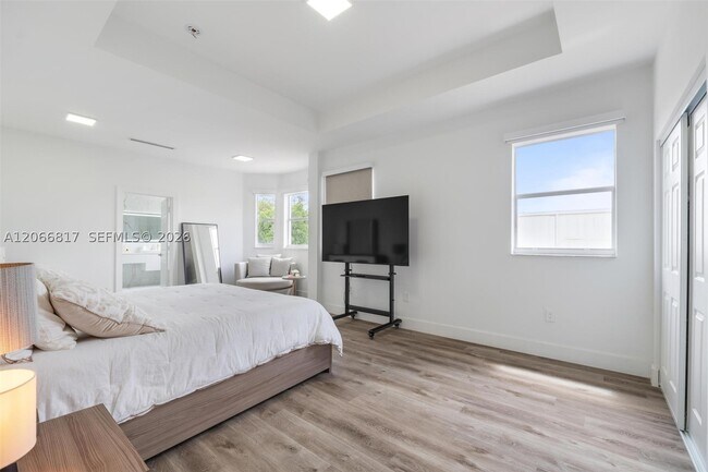 Building Photo - 20436 SW 89th Ave