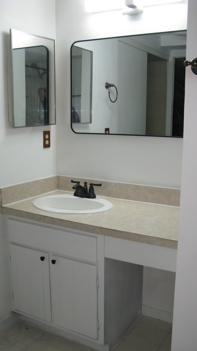 Building Photo - 3259 Donalda Ct