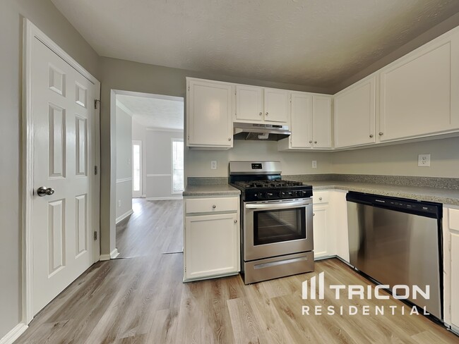 Building Photo - 1110 Karastan Court SW Marietta GA