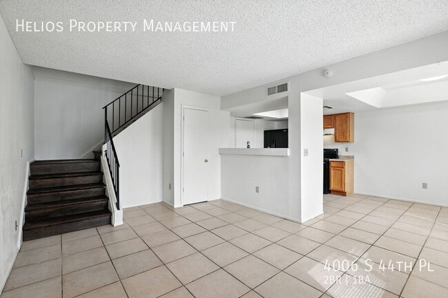Building Photo - 4006 S 44th Pl