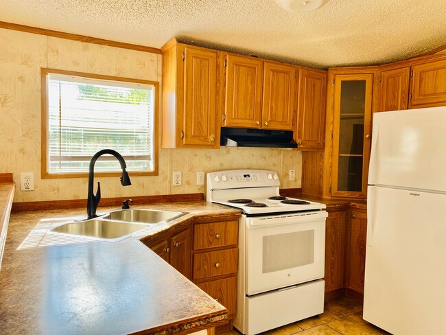 Building Photo - Cute 2 bed/2 bath mobile home in Opelousas