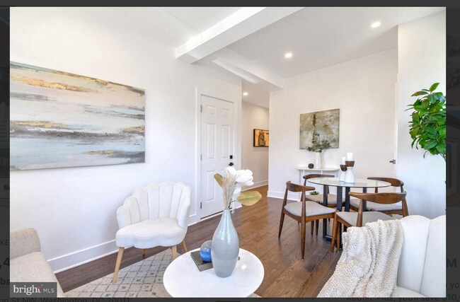 Building Photo - 134 Madison St NW