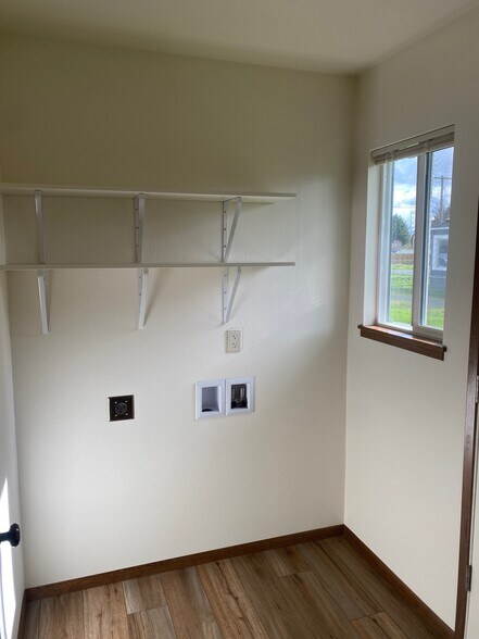 Building Photo - 1817 Taylor St