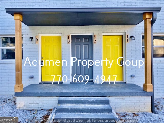 Building Photo - 536 College St