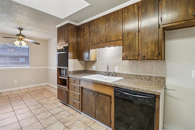 Building Photo - 413 Glenhaven Dr
